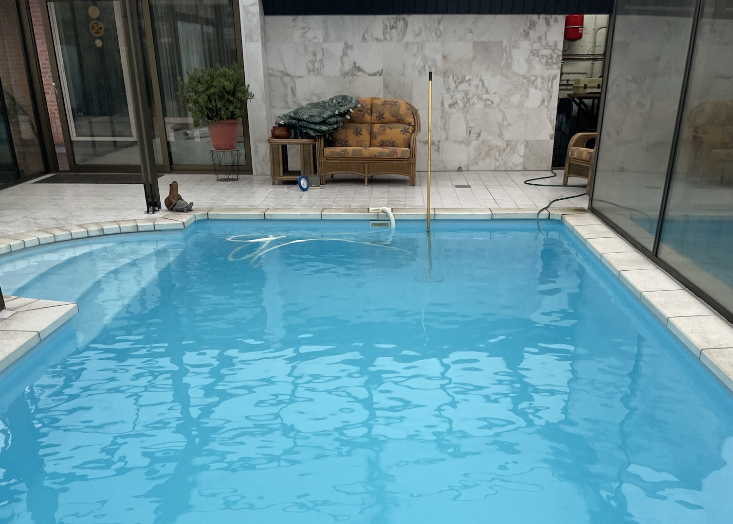Zwembad onderhoud service en water testen
